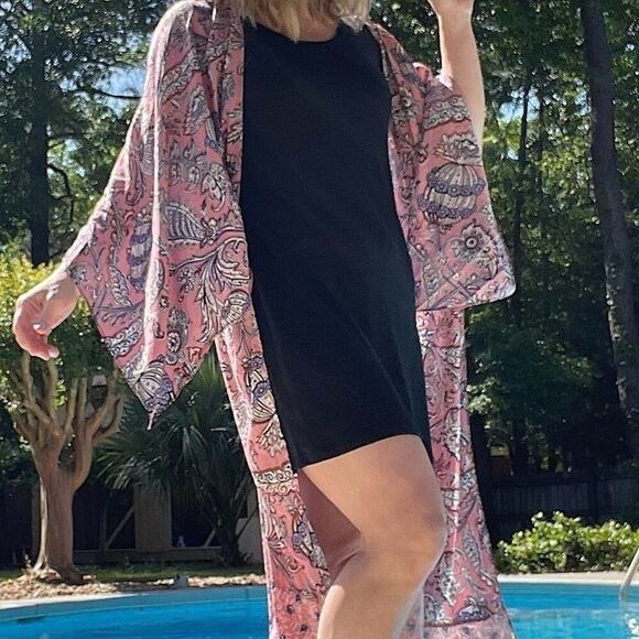 NWT Easel Los Angeles pink paisley kimono - Picture 12 of 12